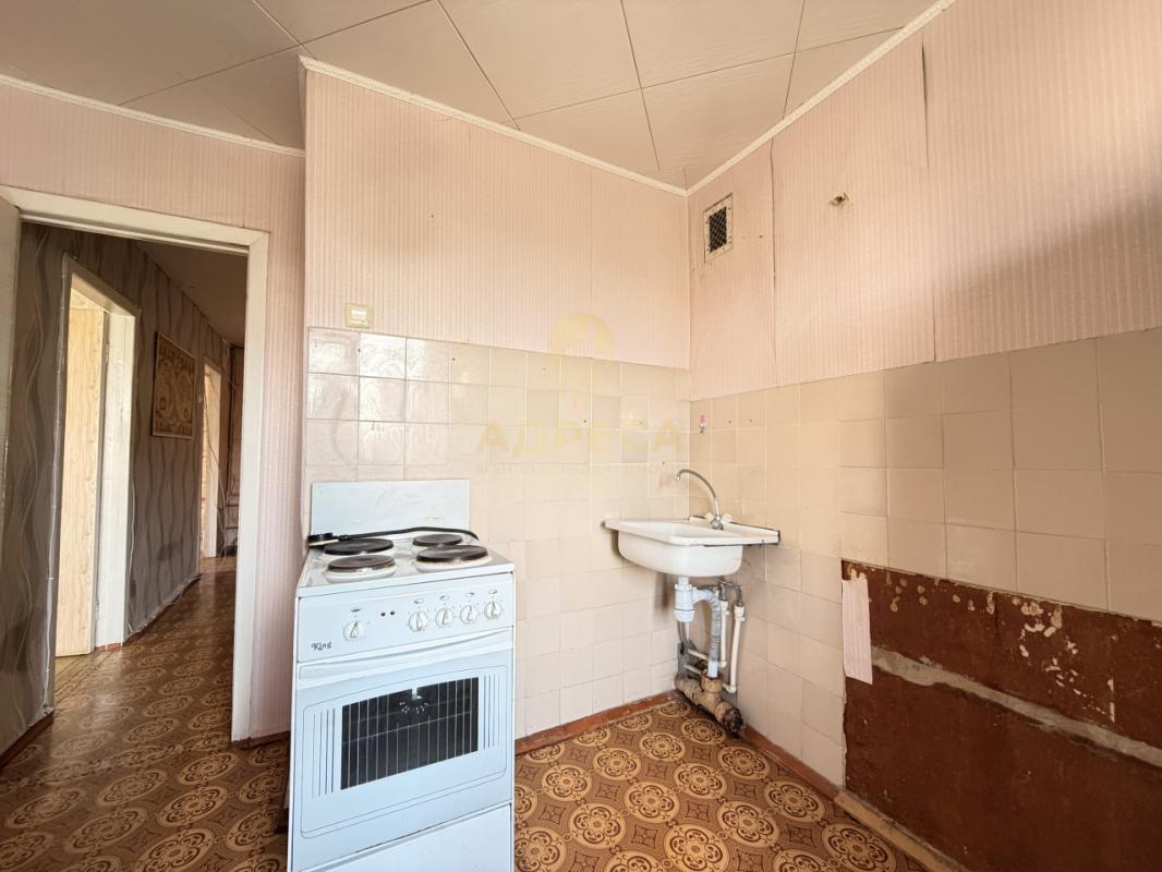 Продаётся тёплая, просторная 2- комнатная квартира по адресу ул. - Оренбург