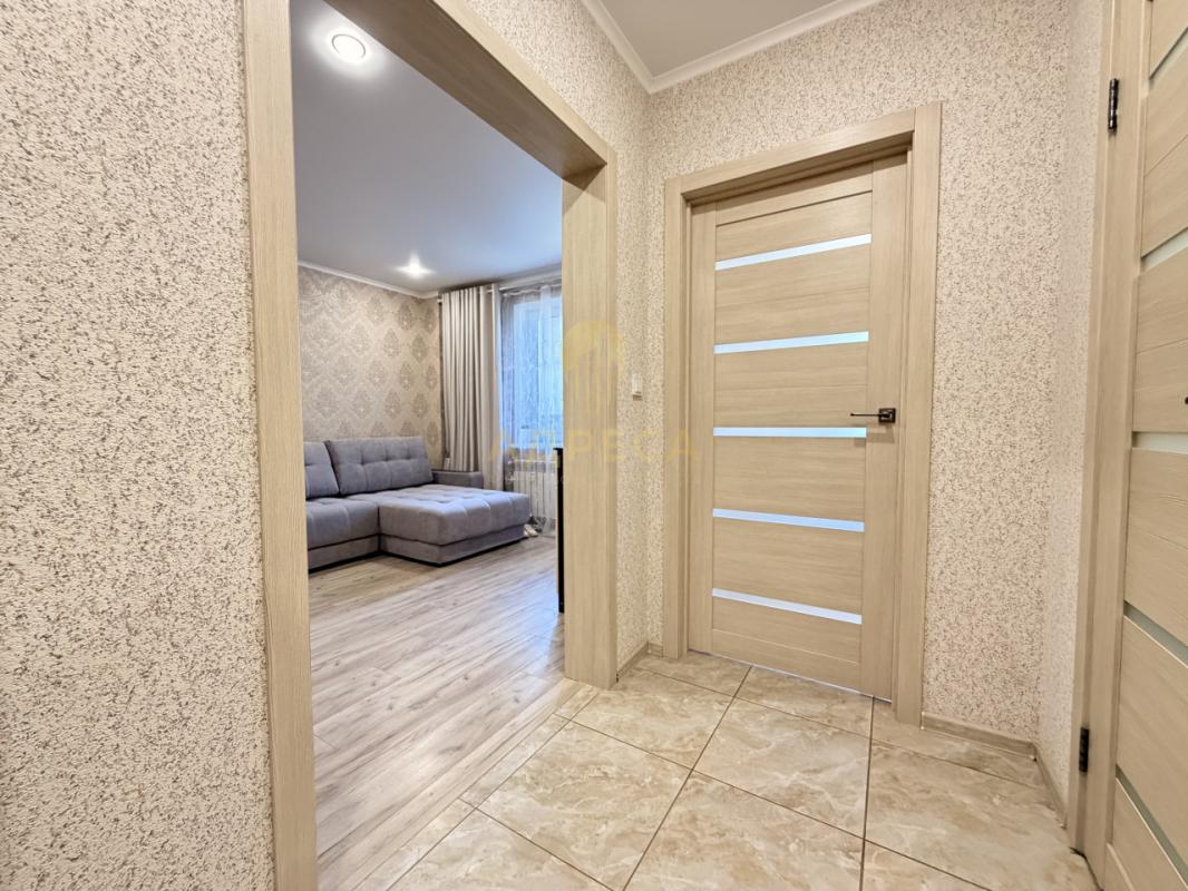 Продаётся тёплая, уютная квартира с удобной планировкой, общей площадью 40 кв. - Оренбург