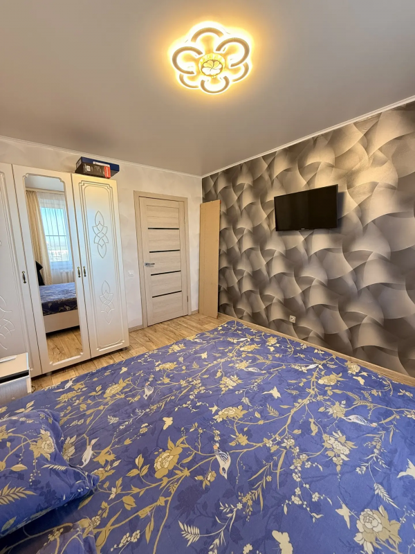 Продается светлая и уютная 2-х комнатная квартира улучшенной планировки с РЕМОНТОМ, МЕБЕЛЬЮ и ТЕХНИК - Новотроицк