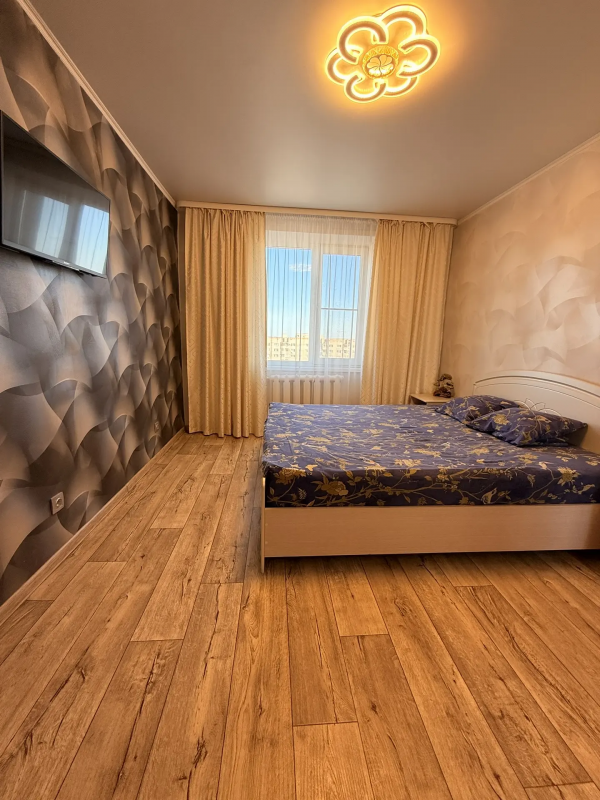 Продается светлая и уютная 2-х комнатная квартира улучшенной планировки с РЕМОНТОМ, МЕБЕЛЬЮ и ТЕХНИК - Новотроицк