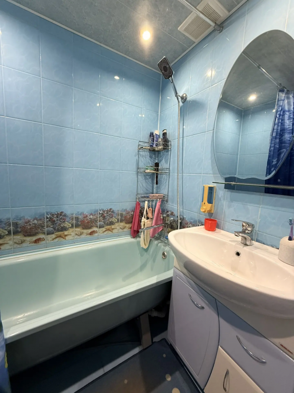 Продается светлая и уютная 2-х комнатная квартира улучшенной планировки с РЕМОНТОМ, МЕБЕЛЬЮ и ТЕХНИК - Новотроицк