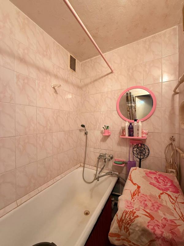 На продаже 2-х комн. - Новотроицк