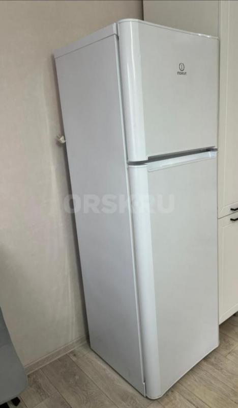 Холодильник Индезит ноуфрост, высота 170см. - Орск