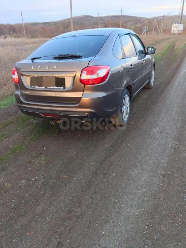 Продам Ладу Гранту, Лифтбек, в хорошем состоянии на коробке АВТОМАТ. - Орск