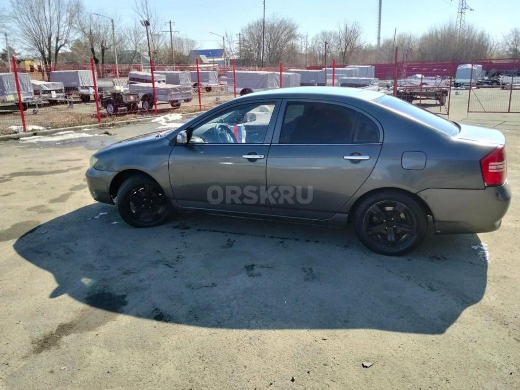 Продам лифан 2013 на ходу сам хозяин цена 270000 торг у капота тел 89096002616 - Орск