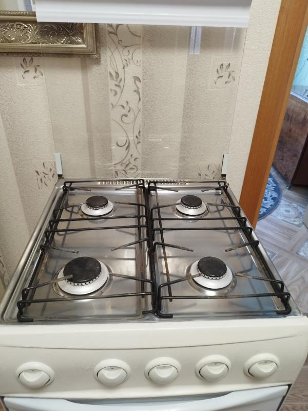 Продам газовую плиту Dako в рабочем состоянии, верх из нержавеющей стали - Орск