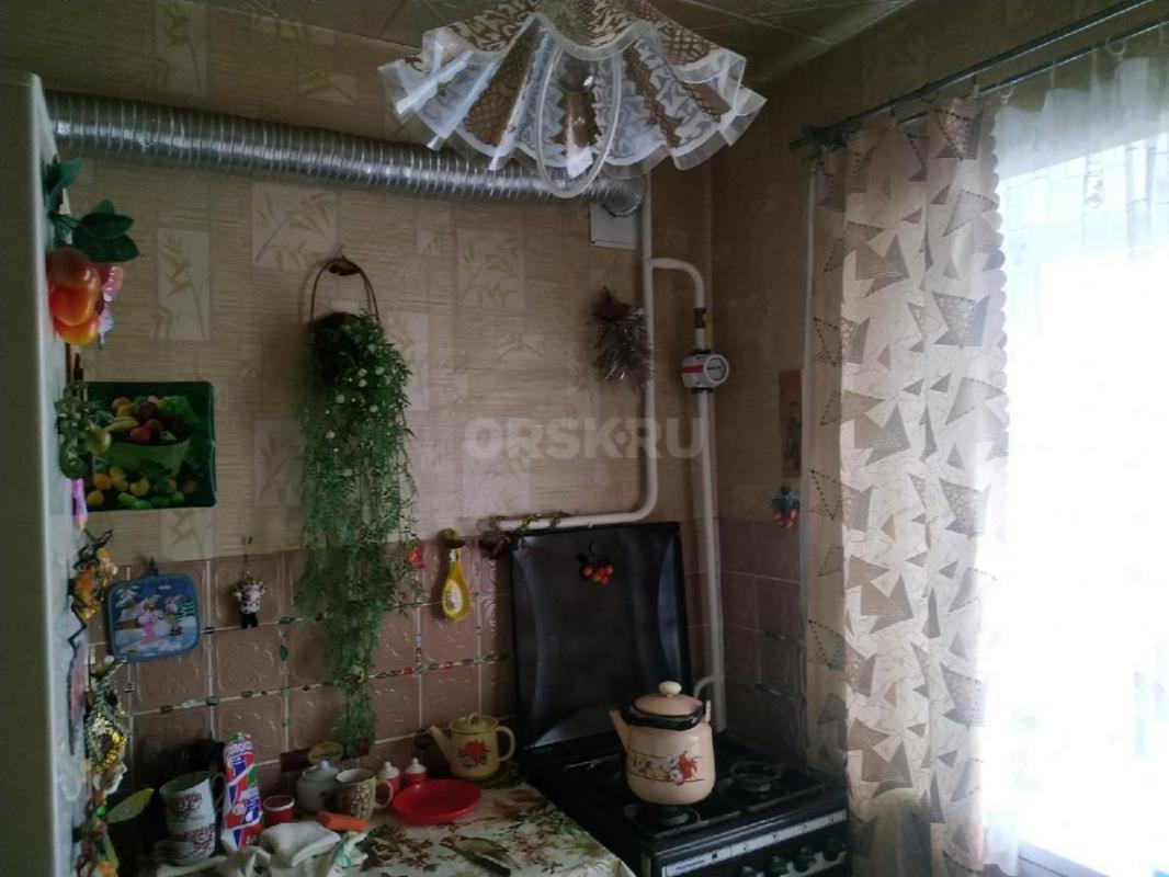 Продается 2х комнатная квартира, пос. - Орск