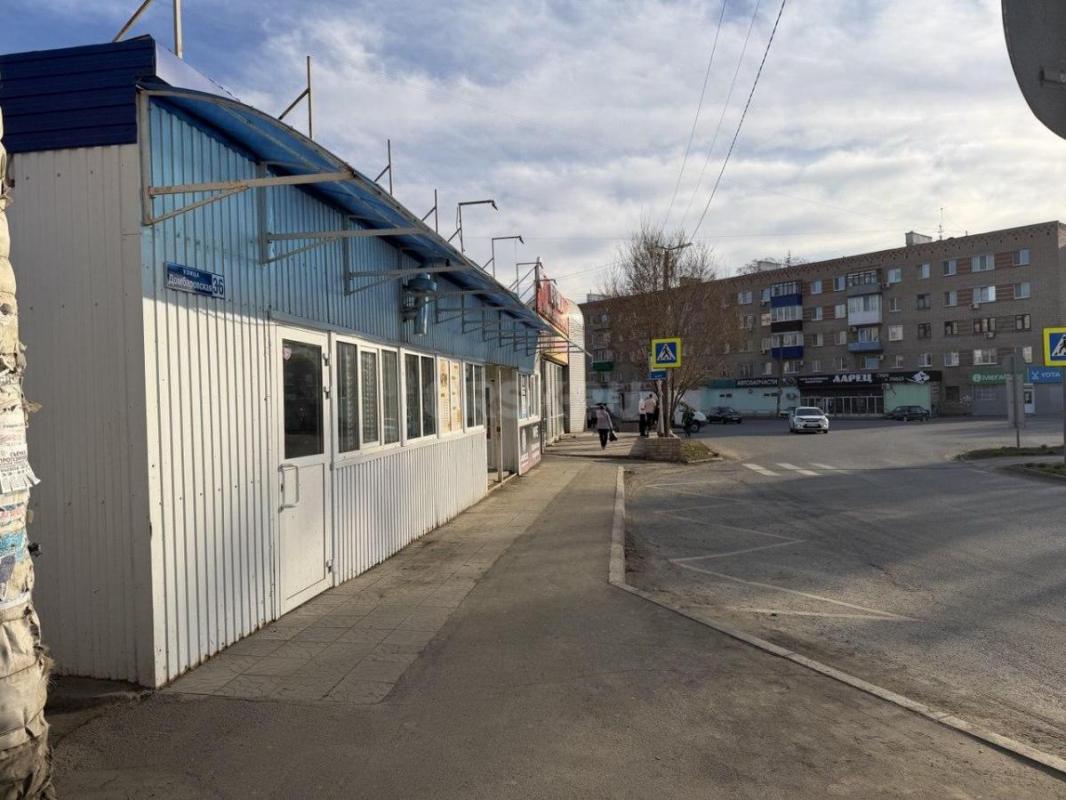 Сдам в аренду помещение свободного назначения в остановочном павильоне. - Орск