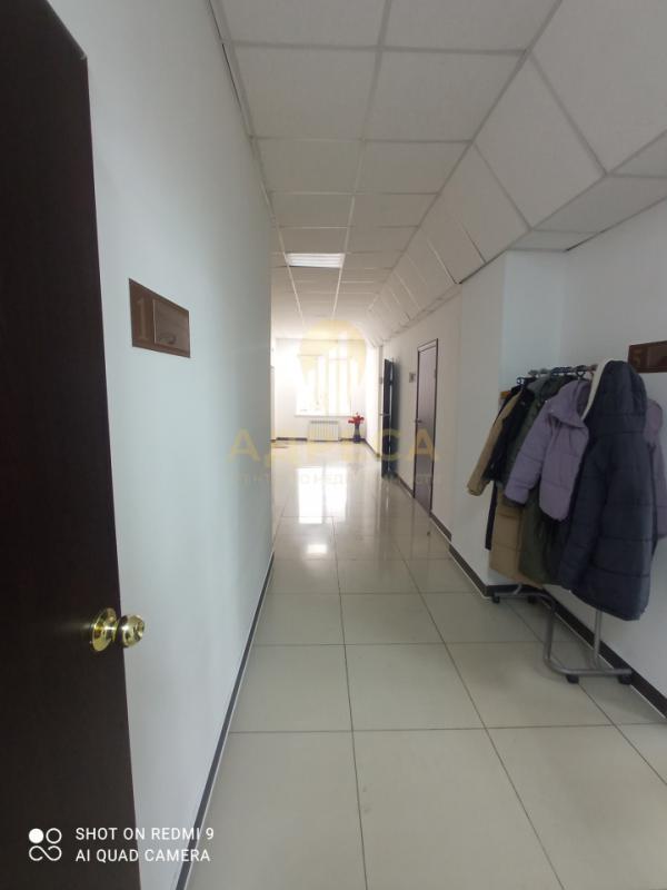 Продается Коммерческое 2-х этажное здание, ( с арендаторами) площадью 695,2 кв. - Оренбург