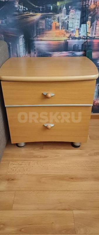 Продам шкафы комплектом или по отдельности, в комплекте прикроватная тумба. - Орск