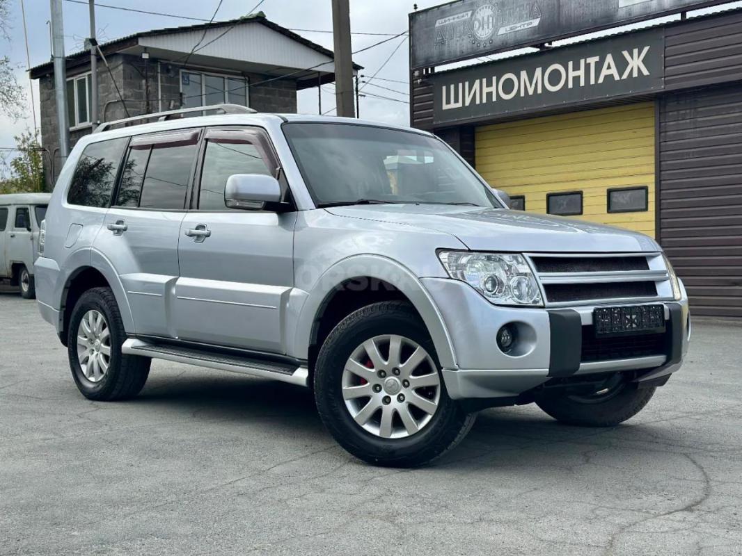 Продам 2010г! 3.0 бензин, АКПП ,полный привод ! 
7 мест ! - Орск