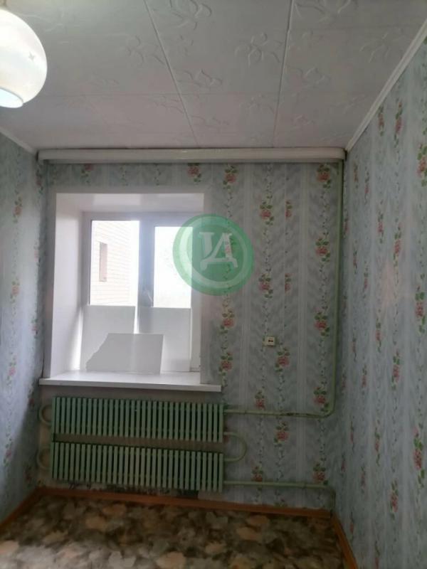 В продаже двухкомнатная квартира в 7 мкрн. - Орск