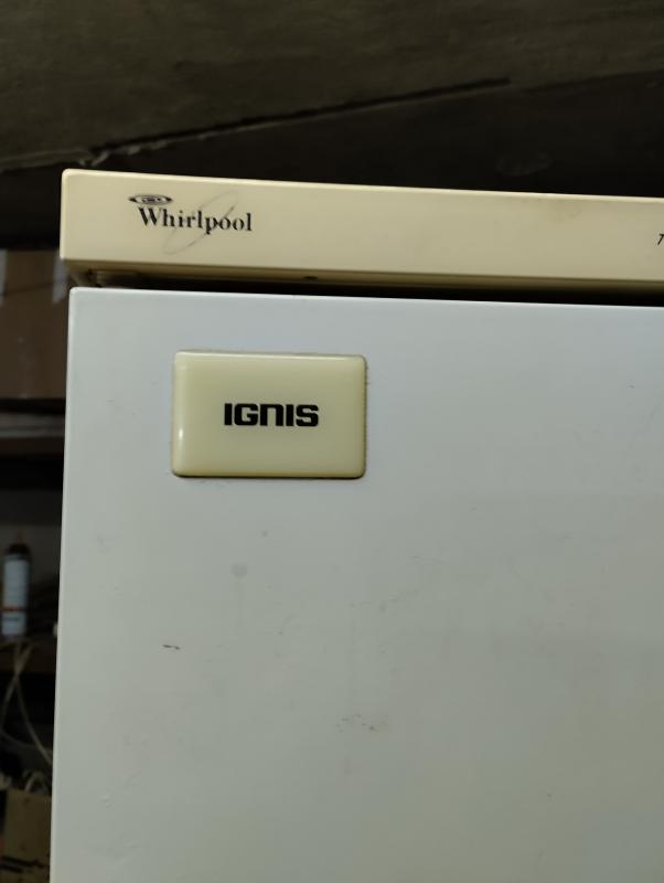 Продам холодильник Whirlpool ART 330/G/WP, двух компрессорный, обе камеры в исправном состоянии. - Новотроицк