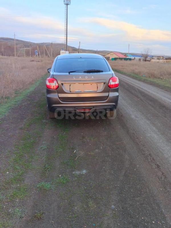 Продам в отличном состоянии на полноценном автомате гранту 2019 года, 3 хозяина по птс, пробег 160, - Орск