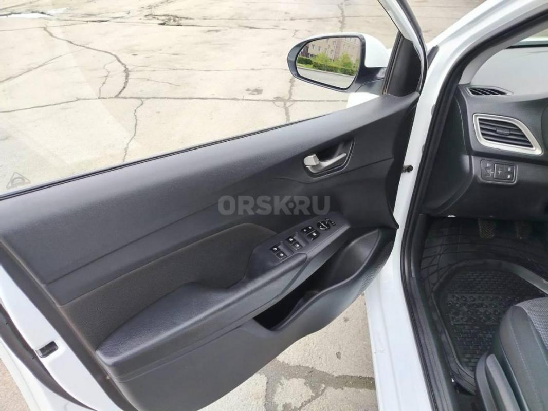 Продам Hyundai Solaris 2019 года выпуска. - Орск