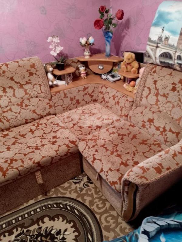 Продам угловой диван б/у в отличном состоянии, выдвижной, два короба под бельё - Орск