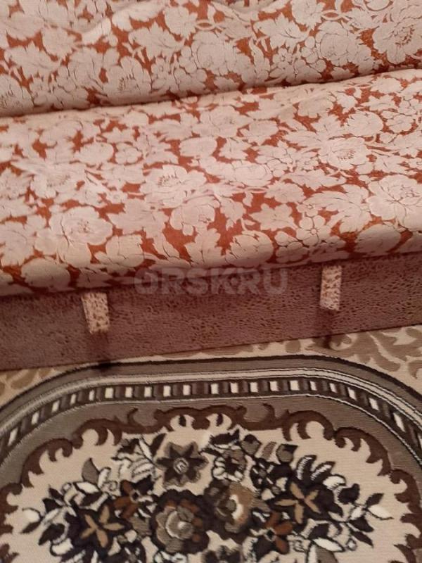 Продам угловой диван б/у в отличном состоянии, выдвижной, два короба под бельё - Орск