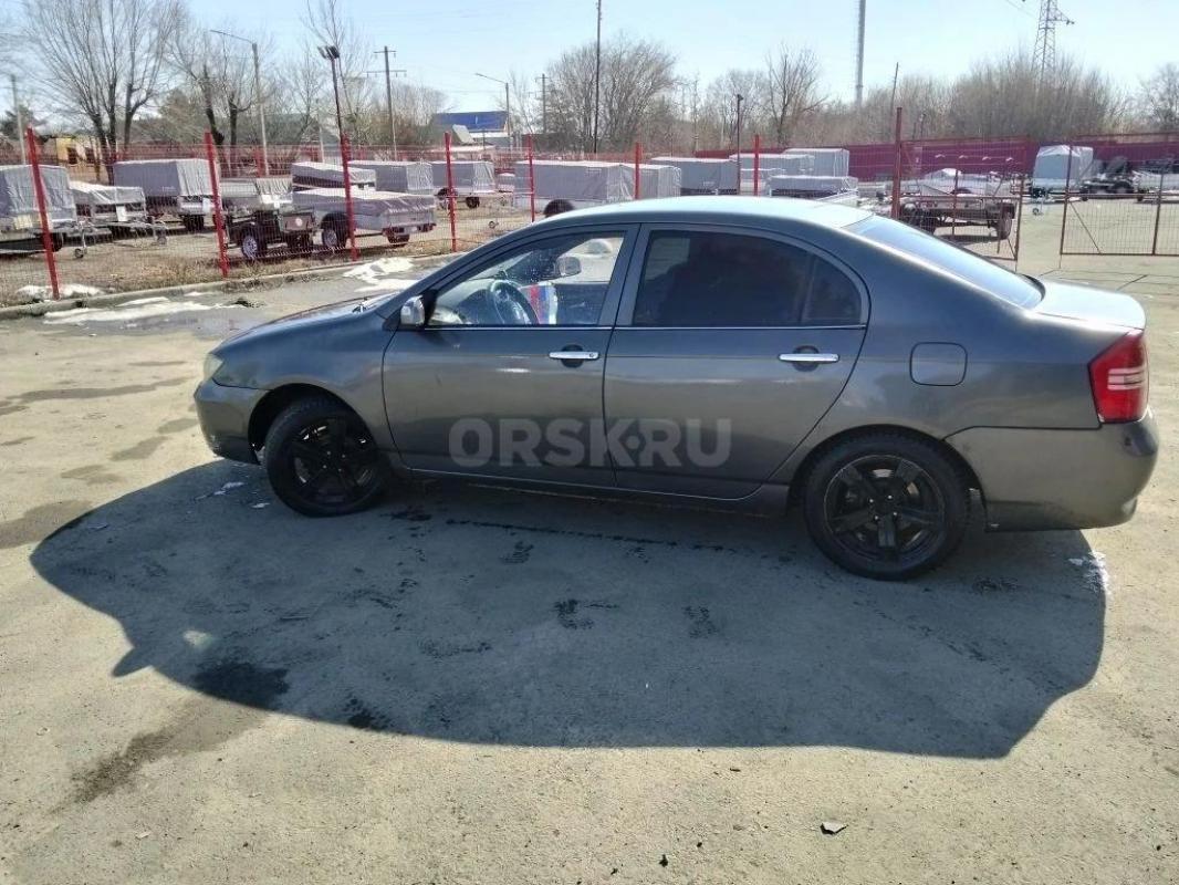 Продам лифан 2013 год сам хозяин торг уместен цена 250000 - Орск