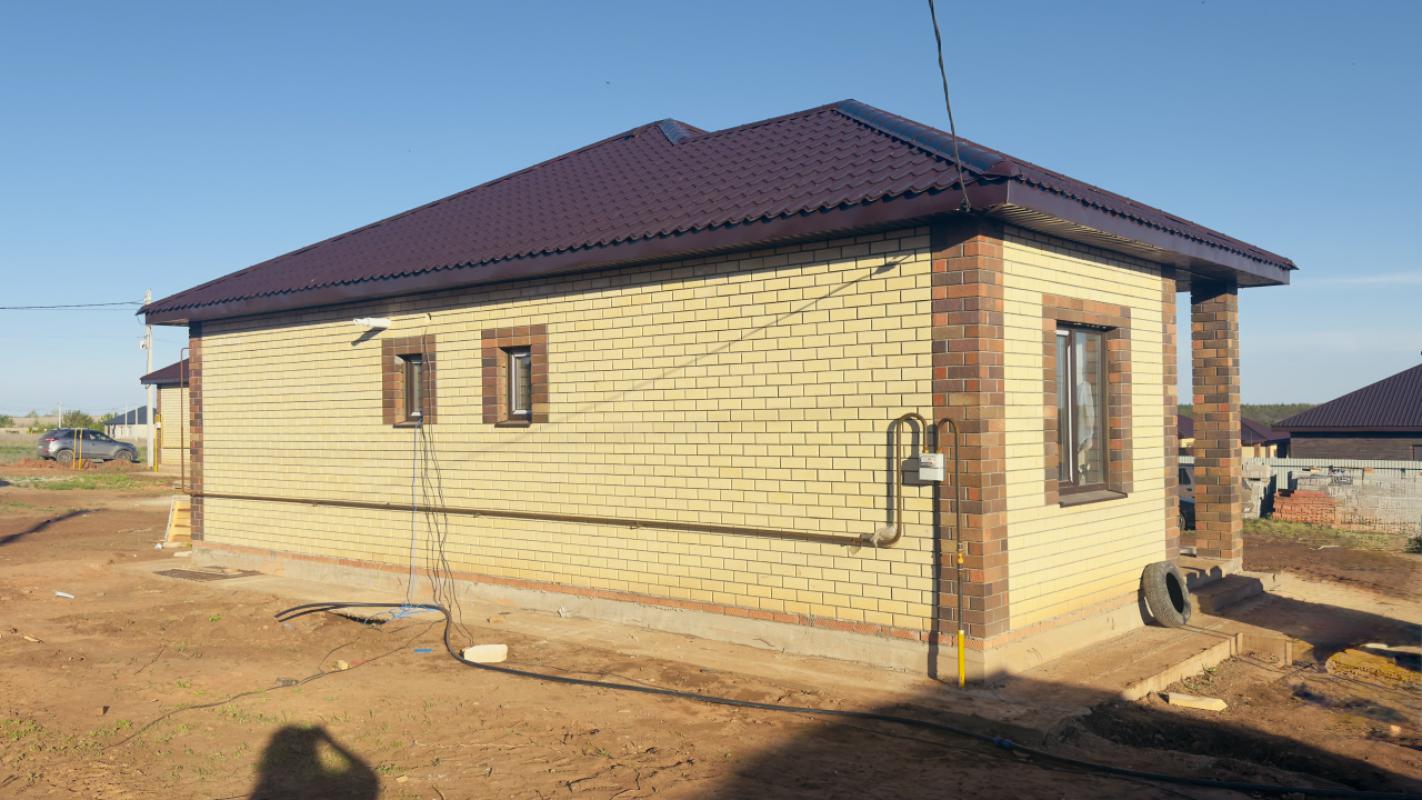 🏡 Нoвый киpпичный дом c терpасой (94 м&sup2;) в прoдаже! - Соловьевка