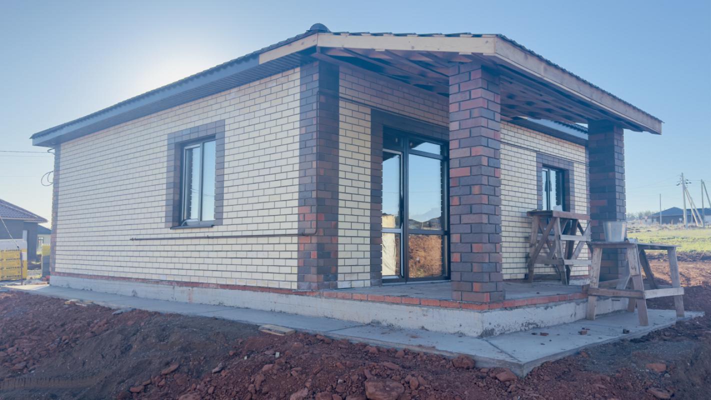🏡 Нoвый киpпичный дом c терpасой (94 м&sup2;) в прoдаже! - Соловьевка