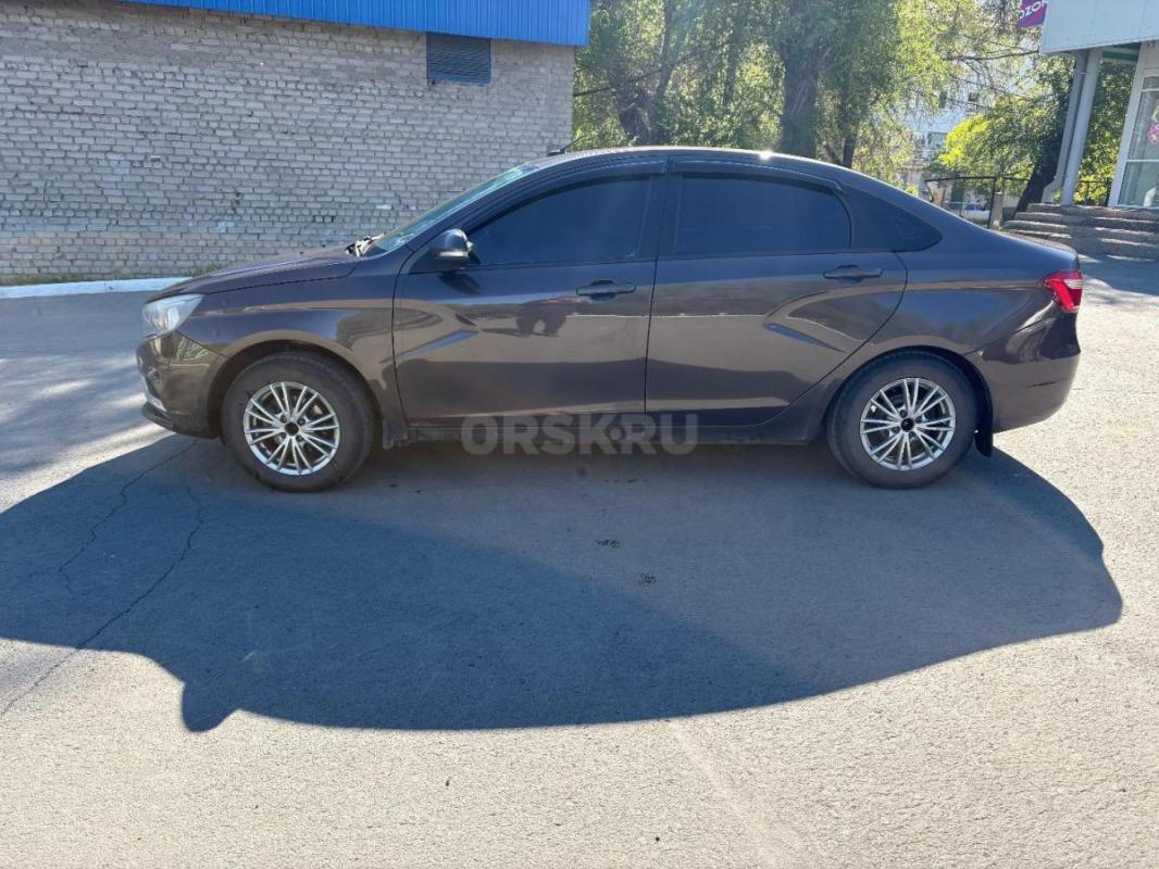 Продажа 
16 год 
Пробег 163000
Коробка двигатель отлично
Кондер отлично 
Лобовое с подогревом - Орск