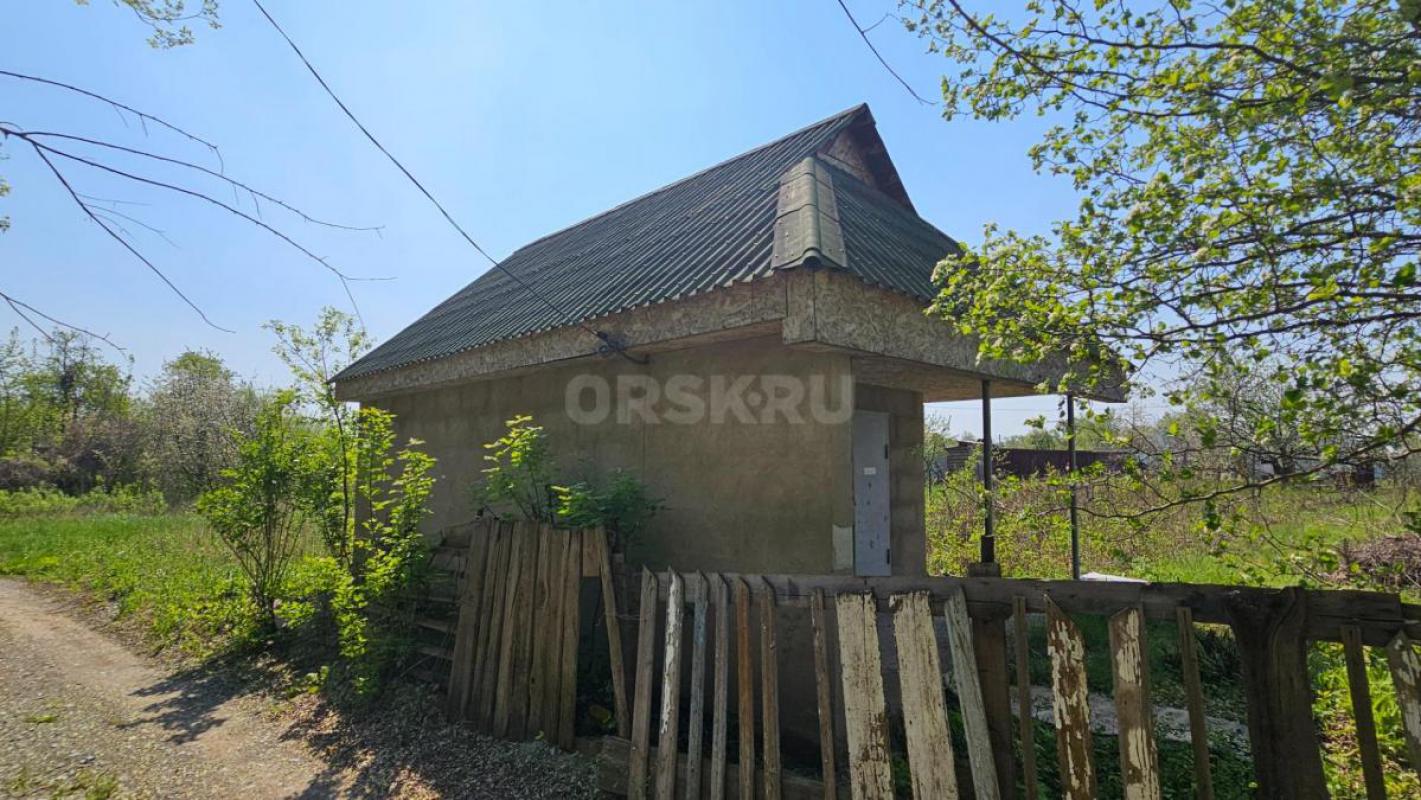Продам дачу, расположенную в кооперативе ЮУМЗ 2 ( никельская объездная), с капитальным домом из газо - Орск