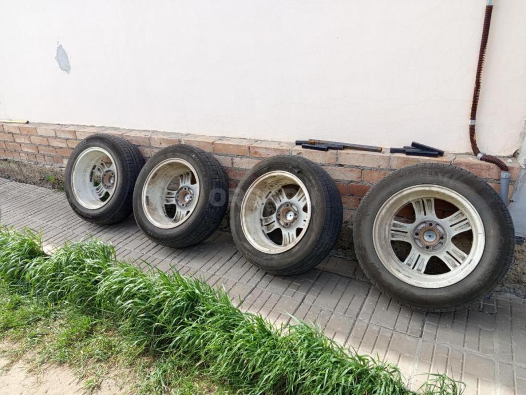 Продам летние колеса R15 4*100 б/у стояли на Киа Рио 3 на одном колесе боковой порез - Орск