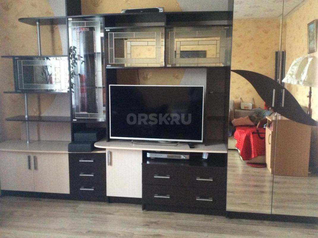 Продам трёхкомнатную квартиру в кирпичном доме. - Орск