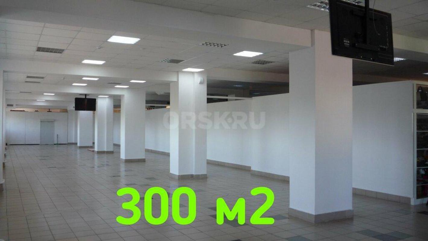 Сдается помещение площадью 300м2 в ТЦ Скала. - Медногорск
