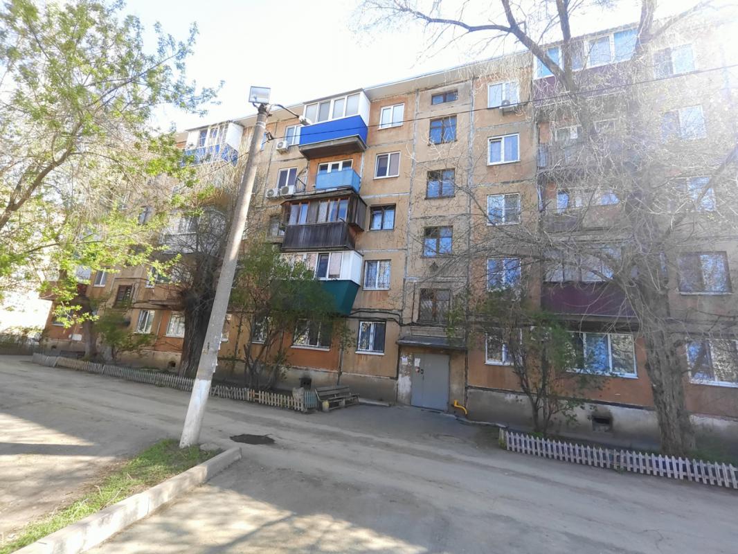 Продается 2х комнатная квартира в Центре города Орска, по Проспекту Ленина дом 12А. - Орск
