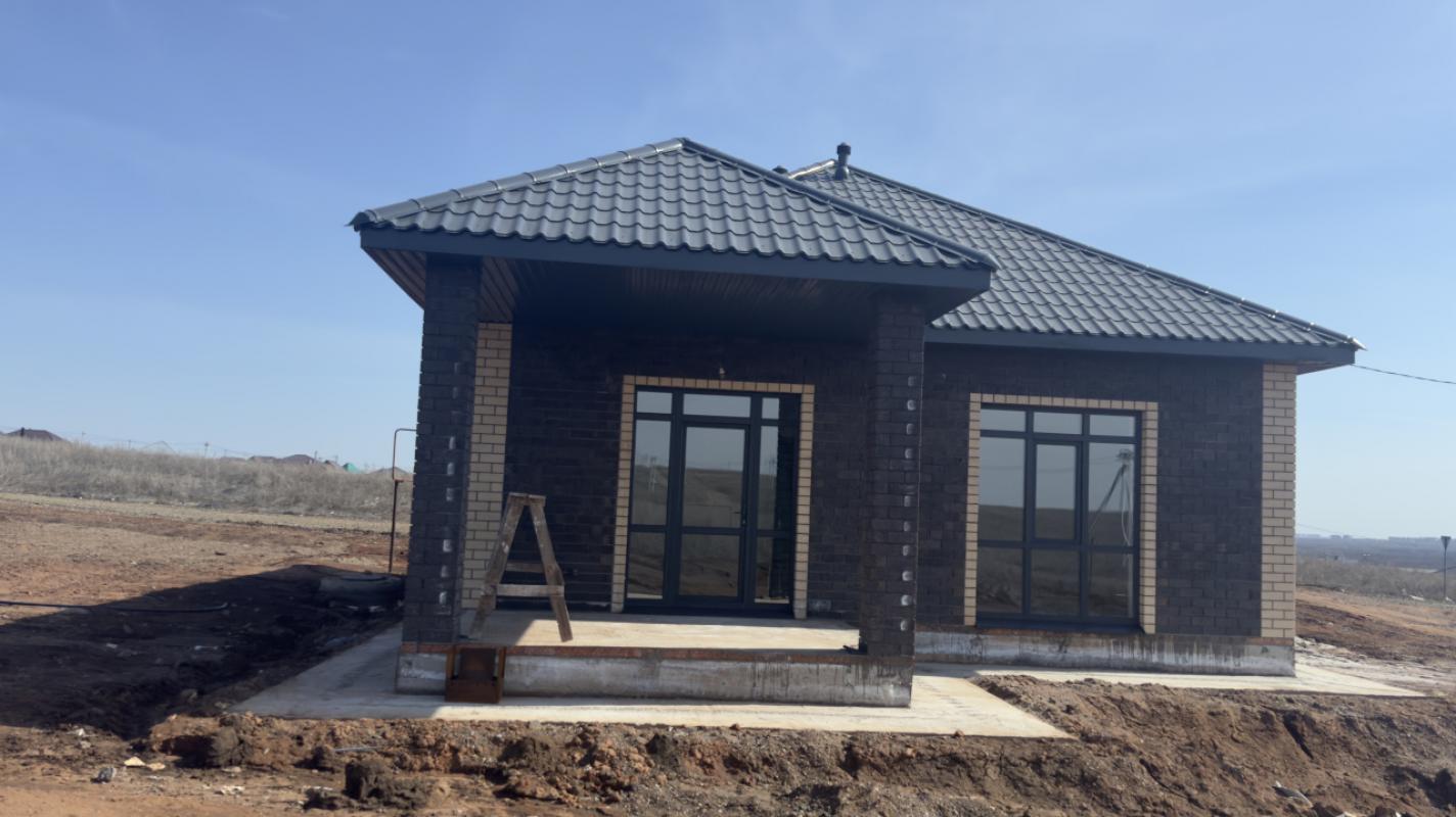 🏡 Нoвый киpпичный дом c терpасой (106 м&sup2;) в прoдаже! - Соловьевка