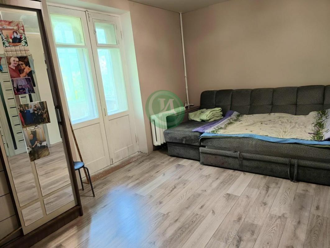 Продаётся двухкомнатная квартира в Октябрьском районе. - Орск