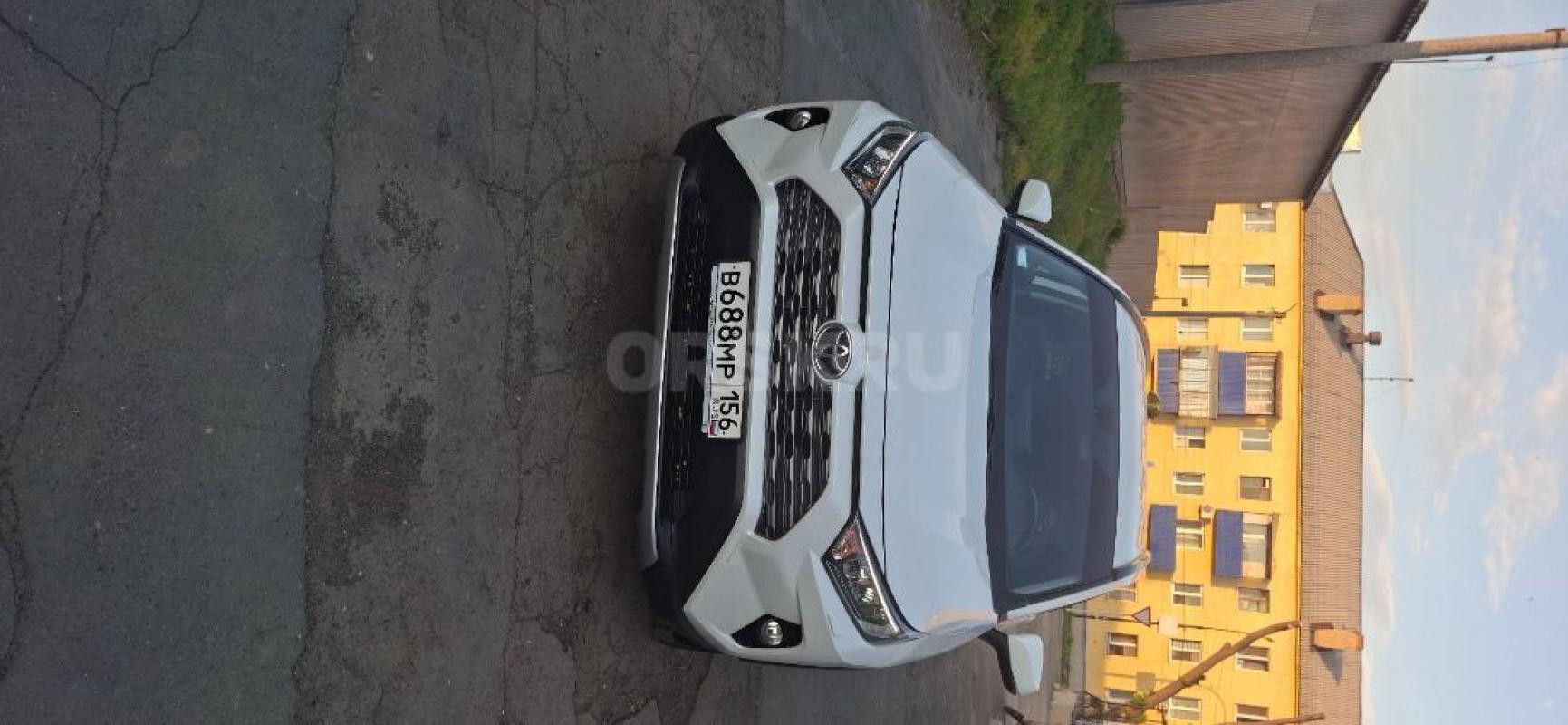 Продам Toyota Rav4 (Тойота Рав4), не бит не крашен,  гаражное хранение, 1 собственник,  куплена: окт - Орск