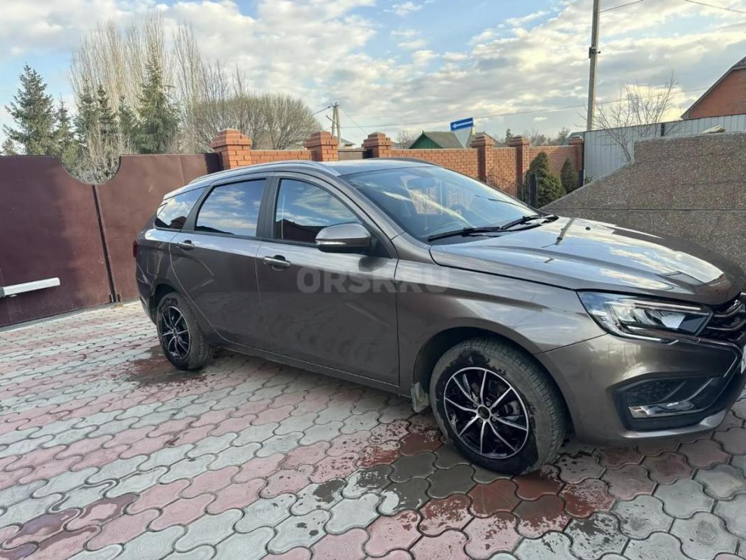 Продам веста универсал 2024(декабрь). - Орск