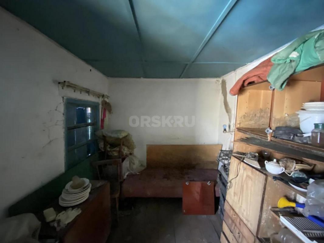 продам дачу СНТ Ударник (у Тимерхана)
общей площадью 4 сотки, на участке домик с мансардой
где име - Орск