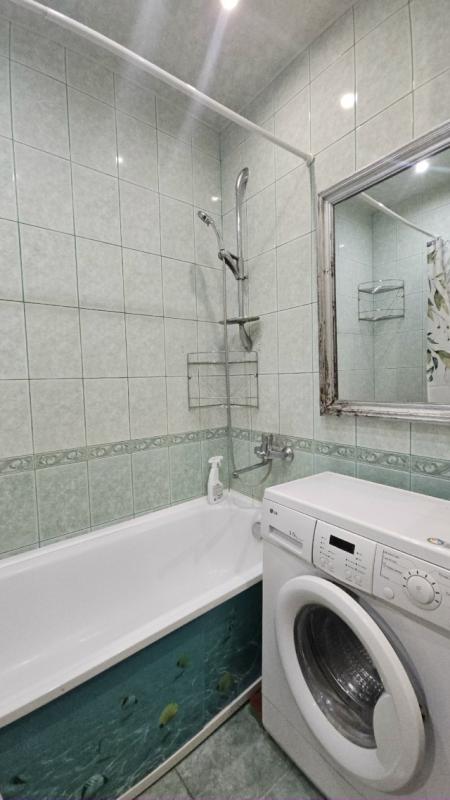 38 метров уюта на Комсомольском 🤩

Бывают квартиры, в которые заходишь — и сразу хочется остаться. - Новотроицк