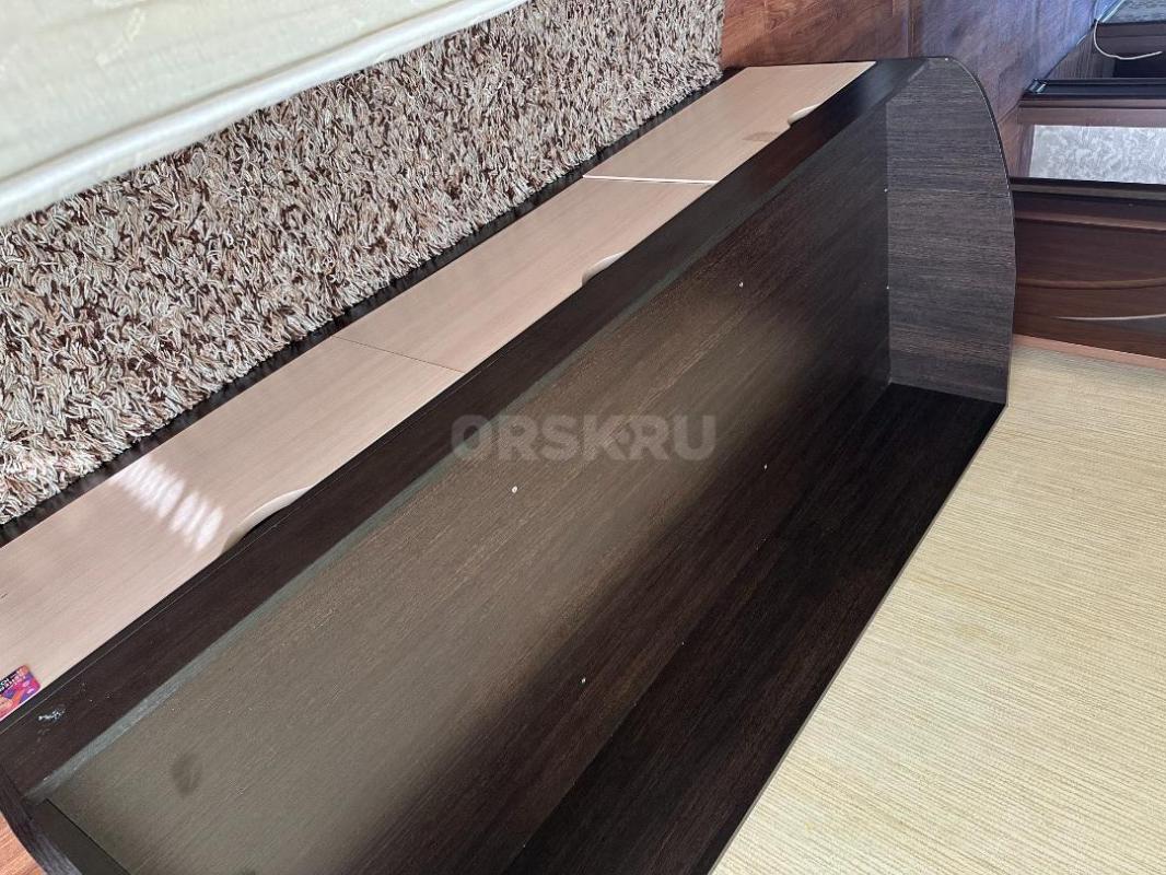 ПРОДАМ односпальные кровати с матрасами (2 шт.). - Орск
