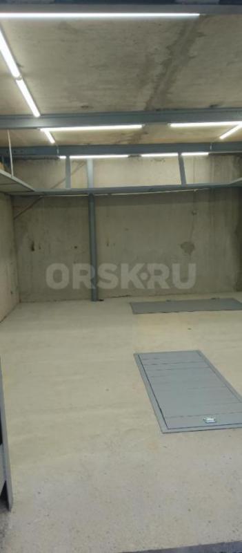 Капитальный гараж 6м*4.5м и земля 52кв. - Орск