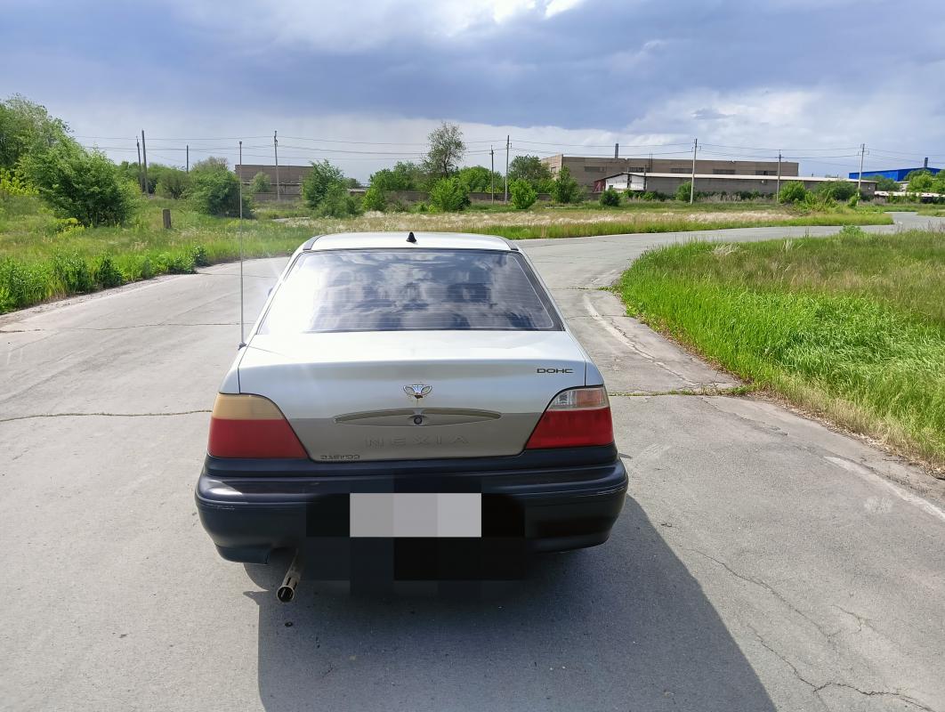 Продам Daewoo Nexia 2005 года, 2 хозяина, 2 комплекта резины. - 