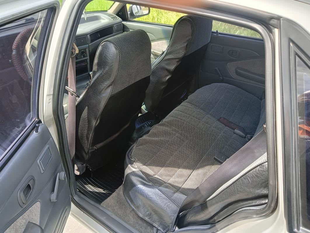 Продам Daewoo Nexia 2005 года, 2 хозяина, 2 комплекта резины. - 