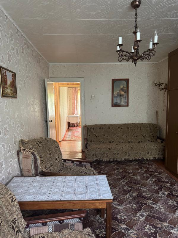 Продаётся уютная 2-х комнатная квартира на 1 этаже 5-ти этажного дома в г. - Новотроицк