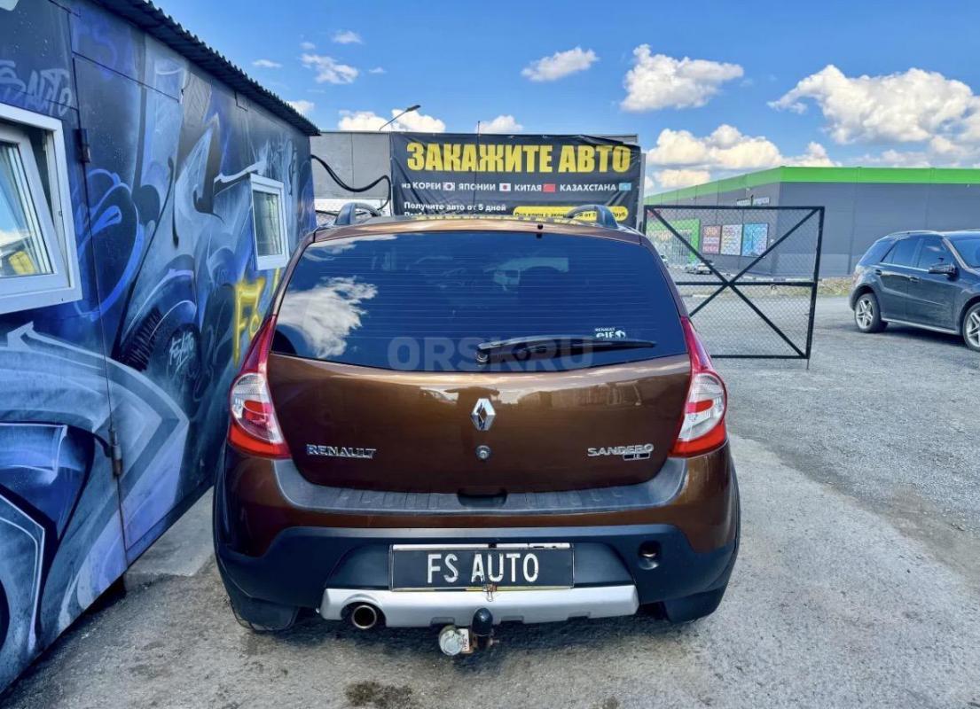 В продаже Renault Sandero Stepway 2013 года,в отличном техническом и внешнем состоянии. - Орск