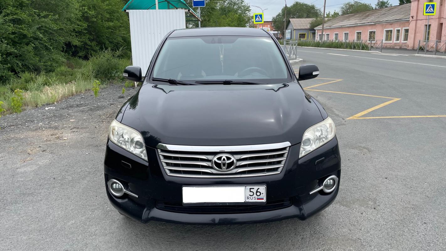 Пpoдается Лeгендaрная Тоyotа RAV4 2011 года выпуска

По факту два хозяина

Комплектация:

Климат кон - Новотроицк