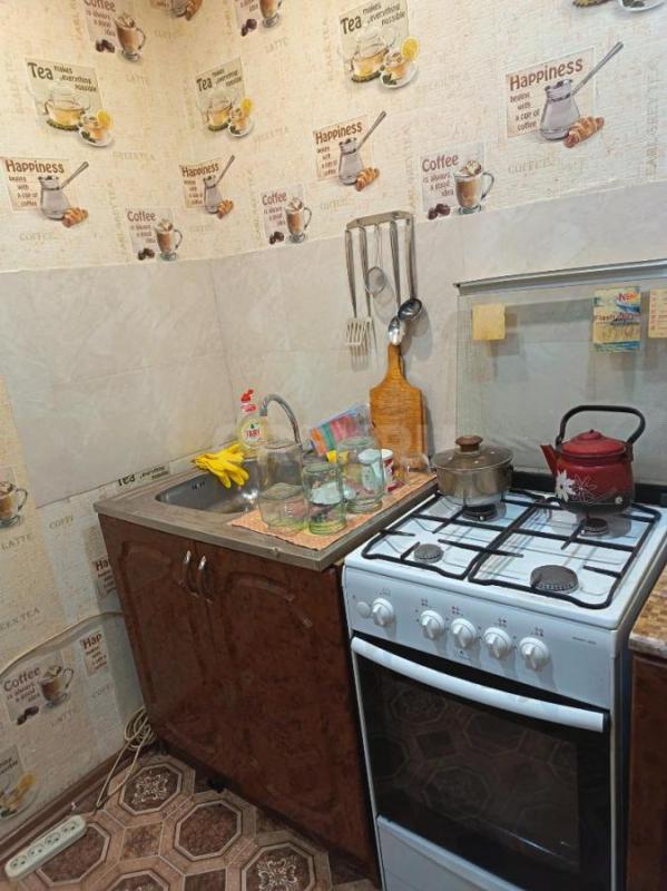 Продам уютную однокомнатную квартиру в многоэтажном доме, В 6-м микрорайоне. - Орск
