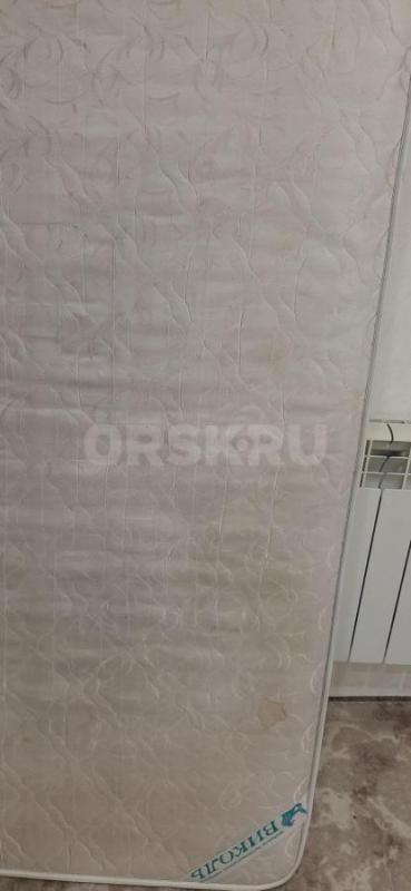 Срочно продам 2х ярусную выдвижную кровать.. - Орск