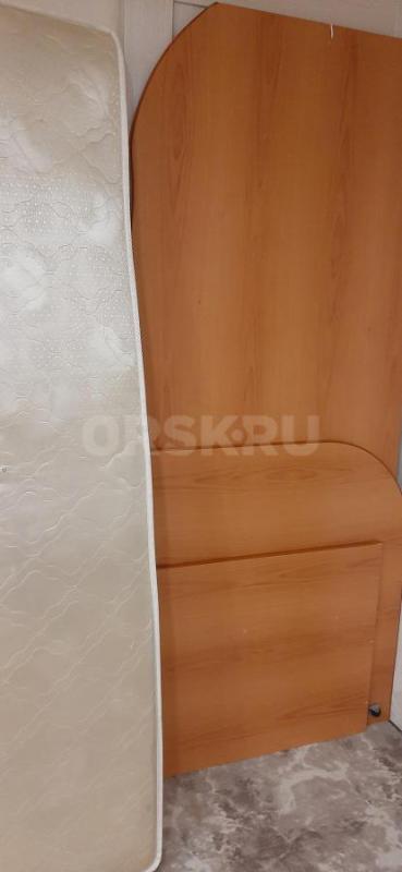 Срочно продам 2х ярусную выдвижную кровать.. - Орск