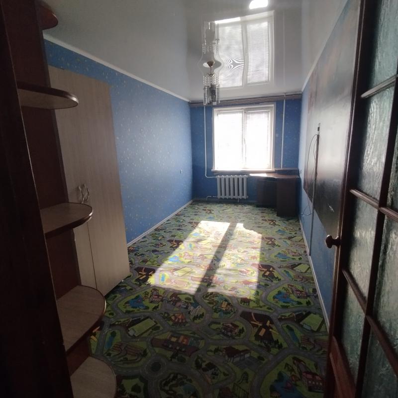 Продается 2-х комнатная квартира , в хорошем районе , косметический ремонт, один собственник. - Новотроицк