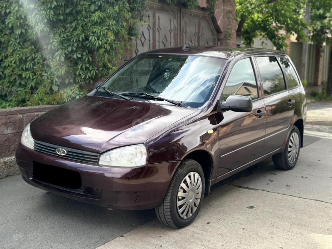 Продам Lada Kalina 2013г(универсал)
3собственника ПТС оригинал 
Без ДТП в отличном состоянии. - Орск