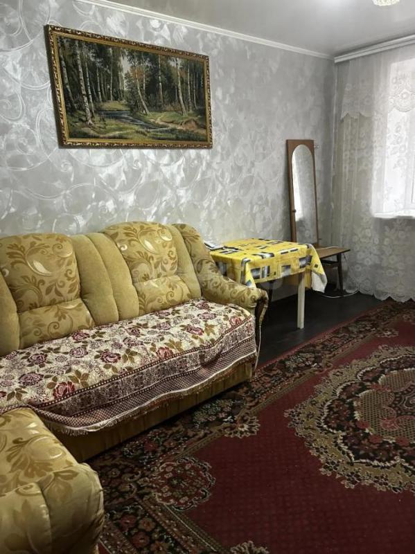 Продам 3 комнатную квартиру улучшенной планировки. - Гай