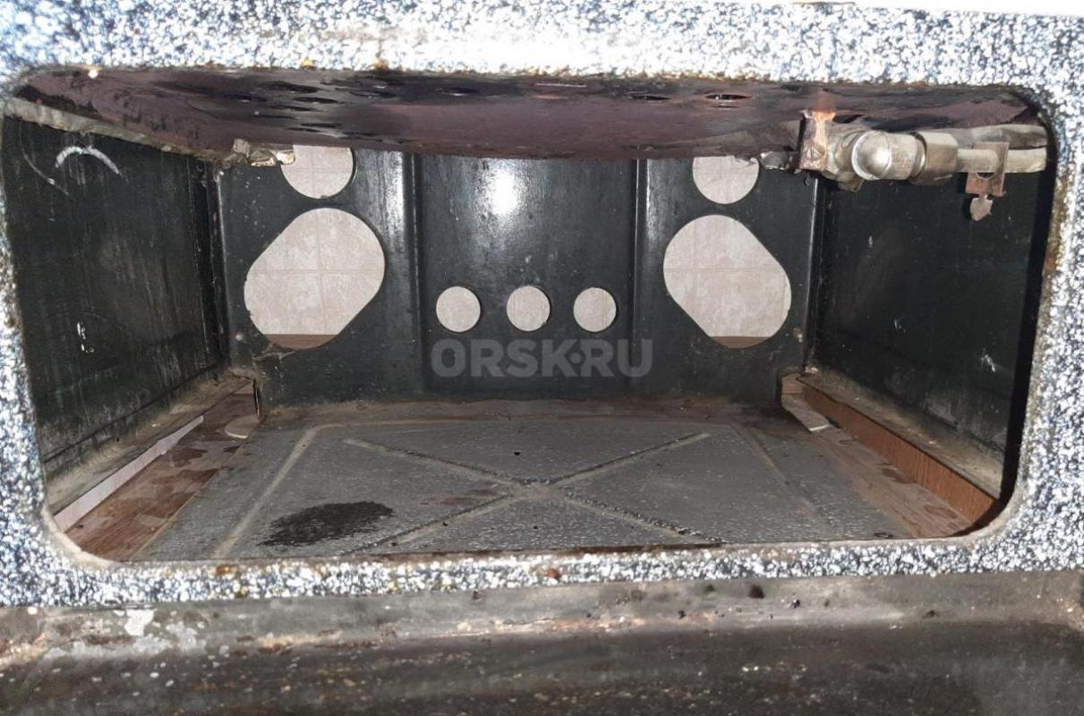Продам  газовую плиту ПГ2 Ферганского ЗГА. - Орск